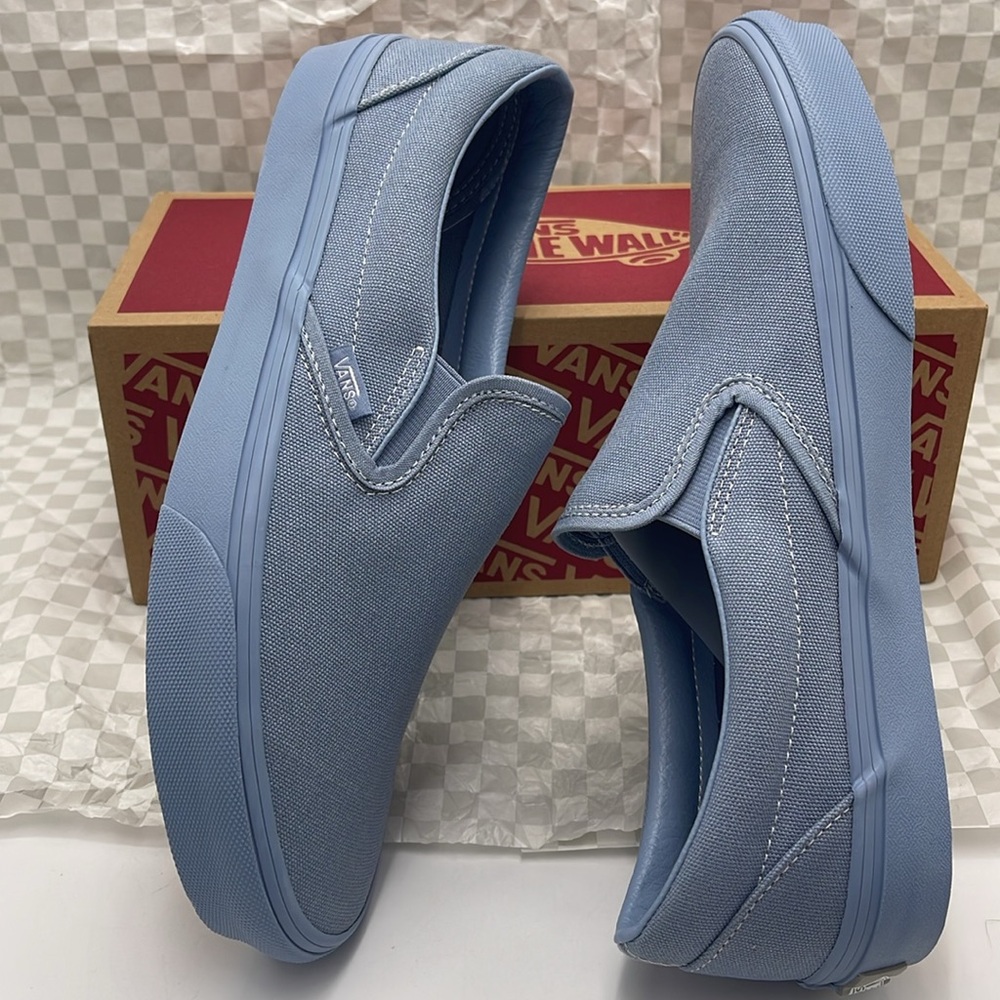 Vans Women’s Canvas Upper Classic Slip-On
Pastel Mono Dusty Blue
VN000CT5DSB - Picture 12 of 16